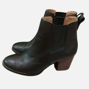 J. Crew Rory Chelsea Black Minimalist Heeled EUC Ankle Boots Sz 6